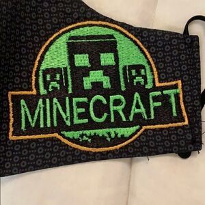 Minecraft medium mask  